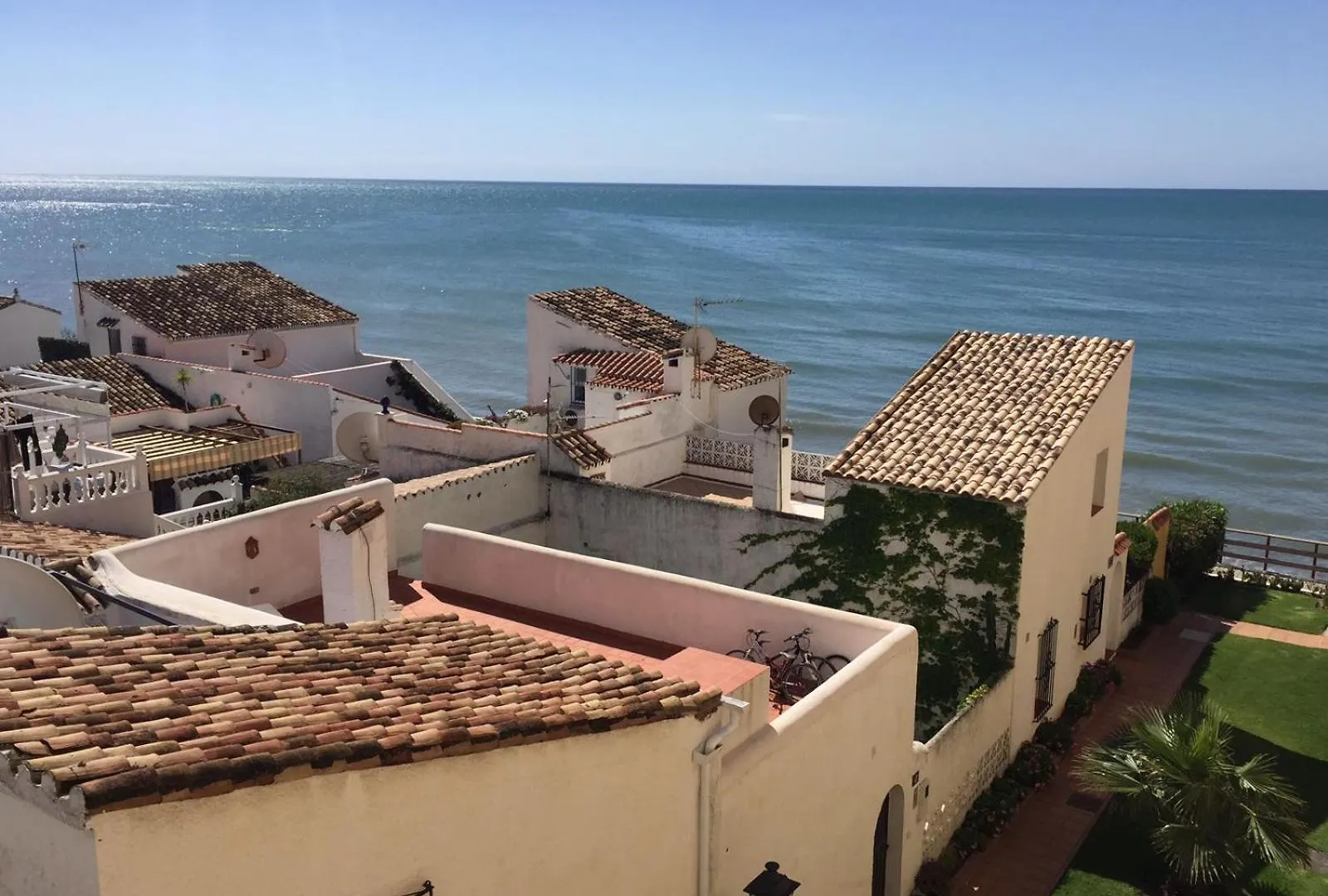 Apartment Ferienwohnung Casa Cachita-En 1ª Linea De Playa Estepona